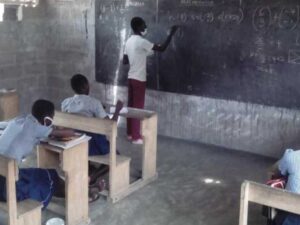 Ghana-YOI Education Program-640x480 (5)