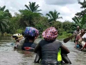 Nigeria-YOI Disaster Relief-640x480 (2)